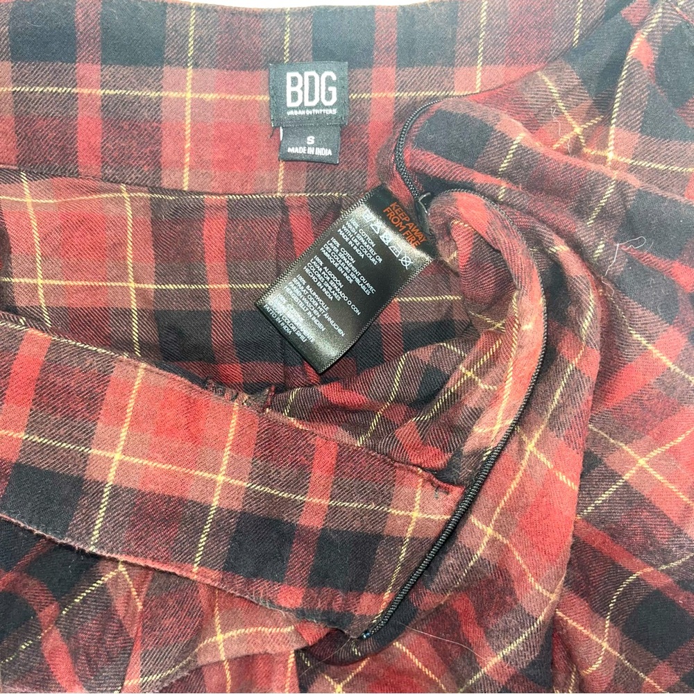 NWOT BDG Check Puff Kilt Miniskirt - Picture 8 of 9